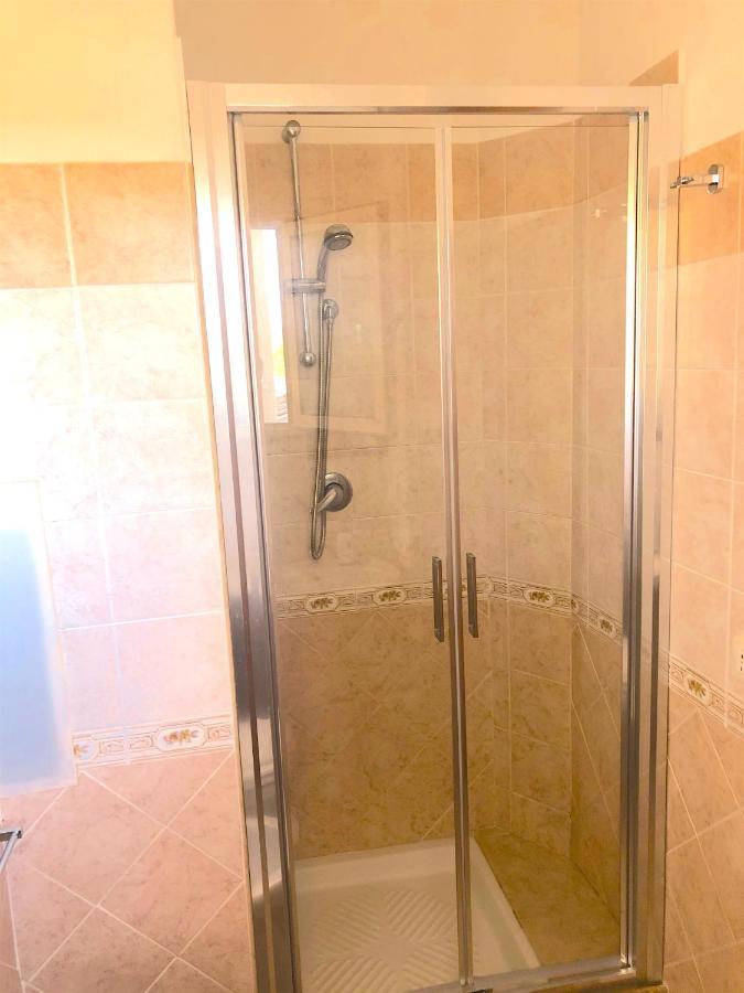 Apartmán Monolocale Loredana Tergu Exteriér fotografie